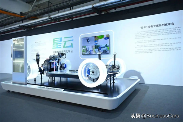 上汽牵手华为，为中国汽车市场打造美好灵魂与梦想