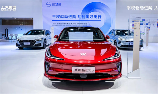 诸神乱战下，上汽以厚度重塑"老大"担当