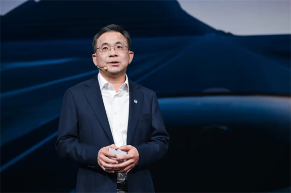 诸神乱战下，上汽以厚度重塑"老大"担当