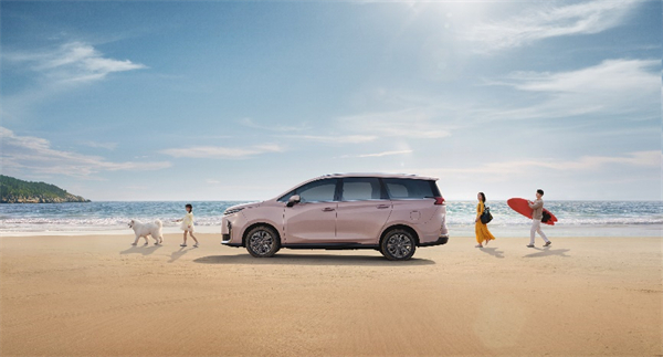 全球唯一10万级混动MPV——上汽大通 G50 混动上市，售价13.98万起